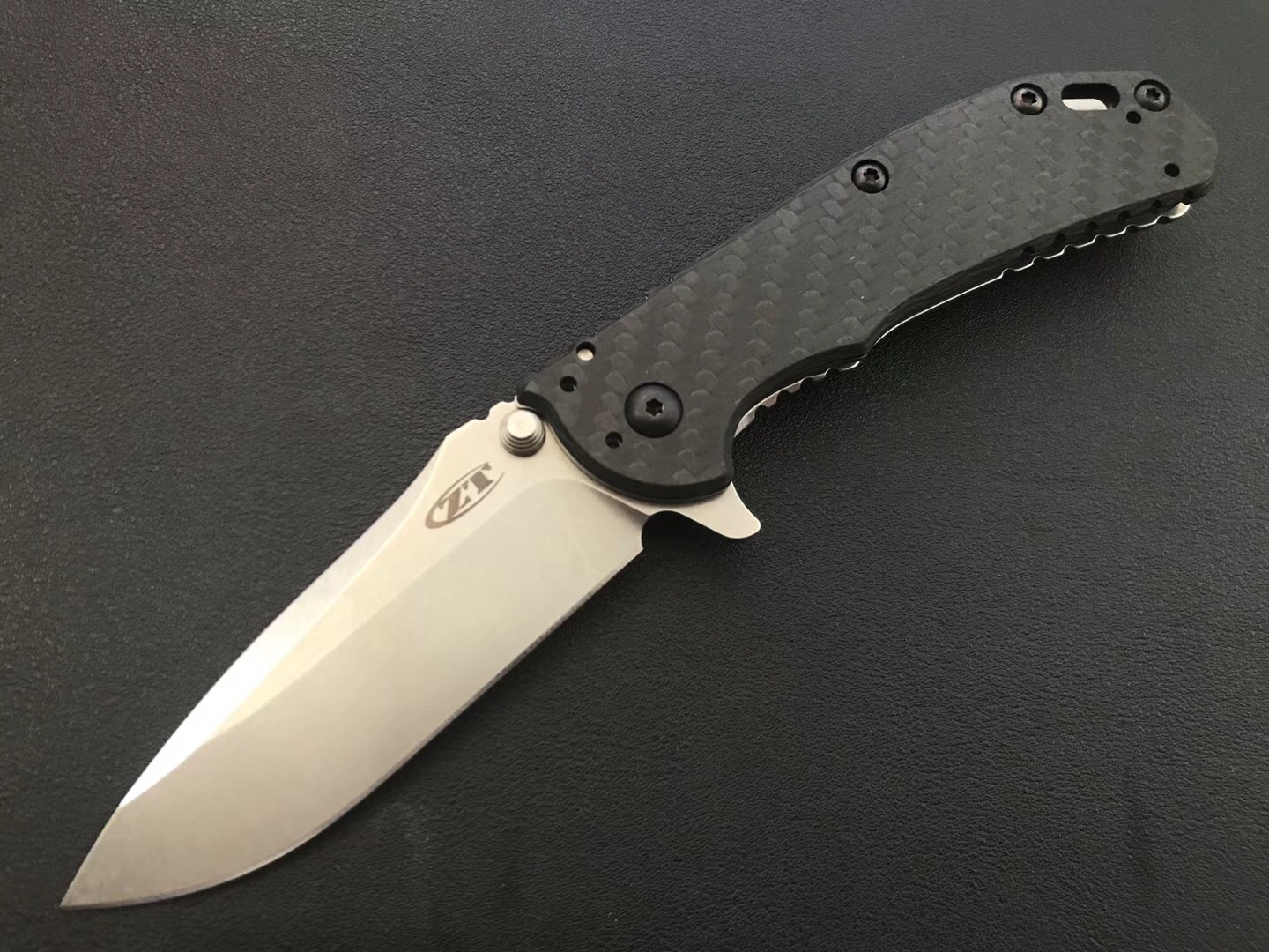 Zero Tolerance 美国零误差 ZT0566CF 碳纤维柄石洗全刃助力快开折刀